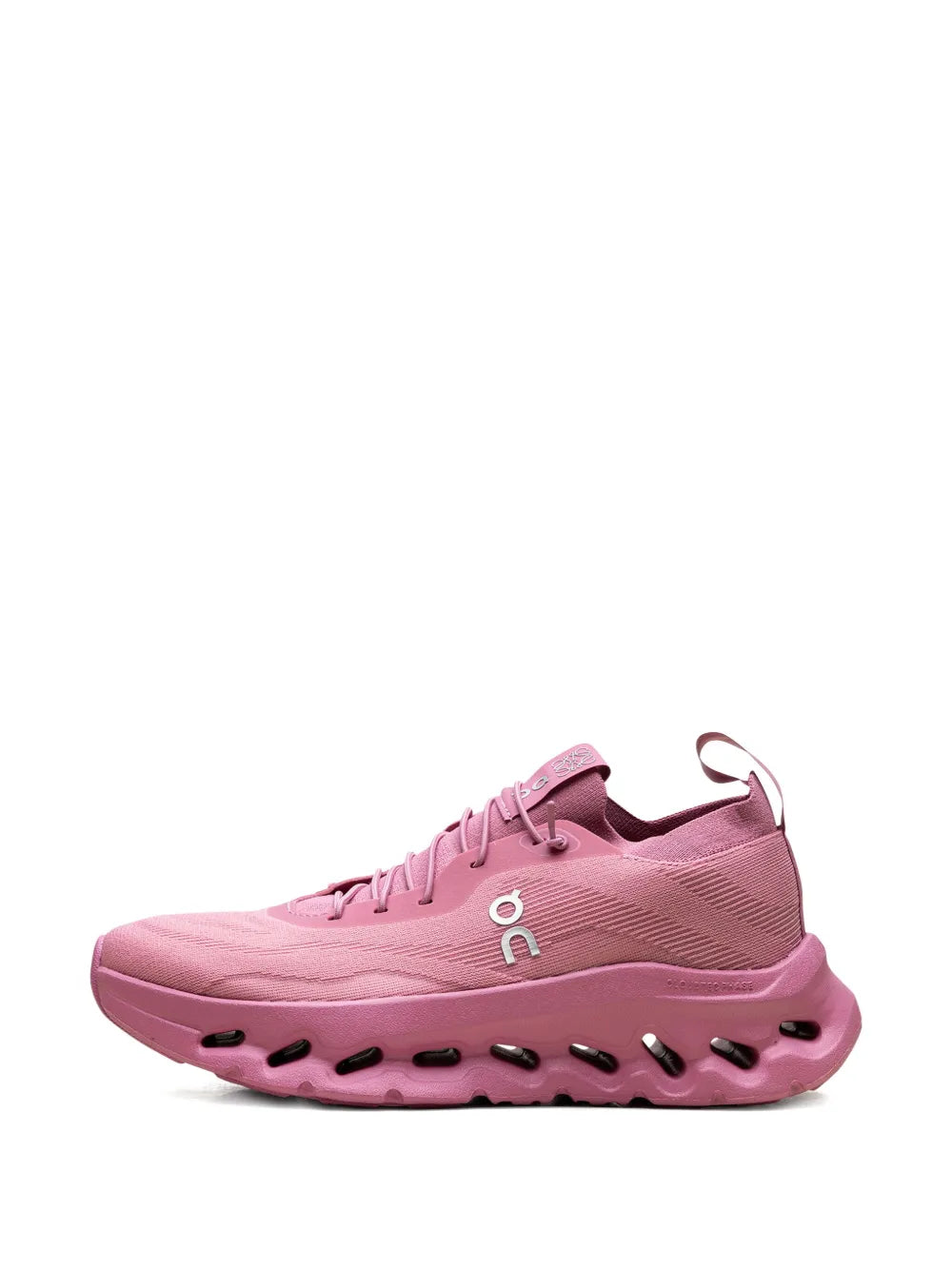 On Running X Loewe Cloudtilt