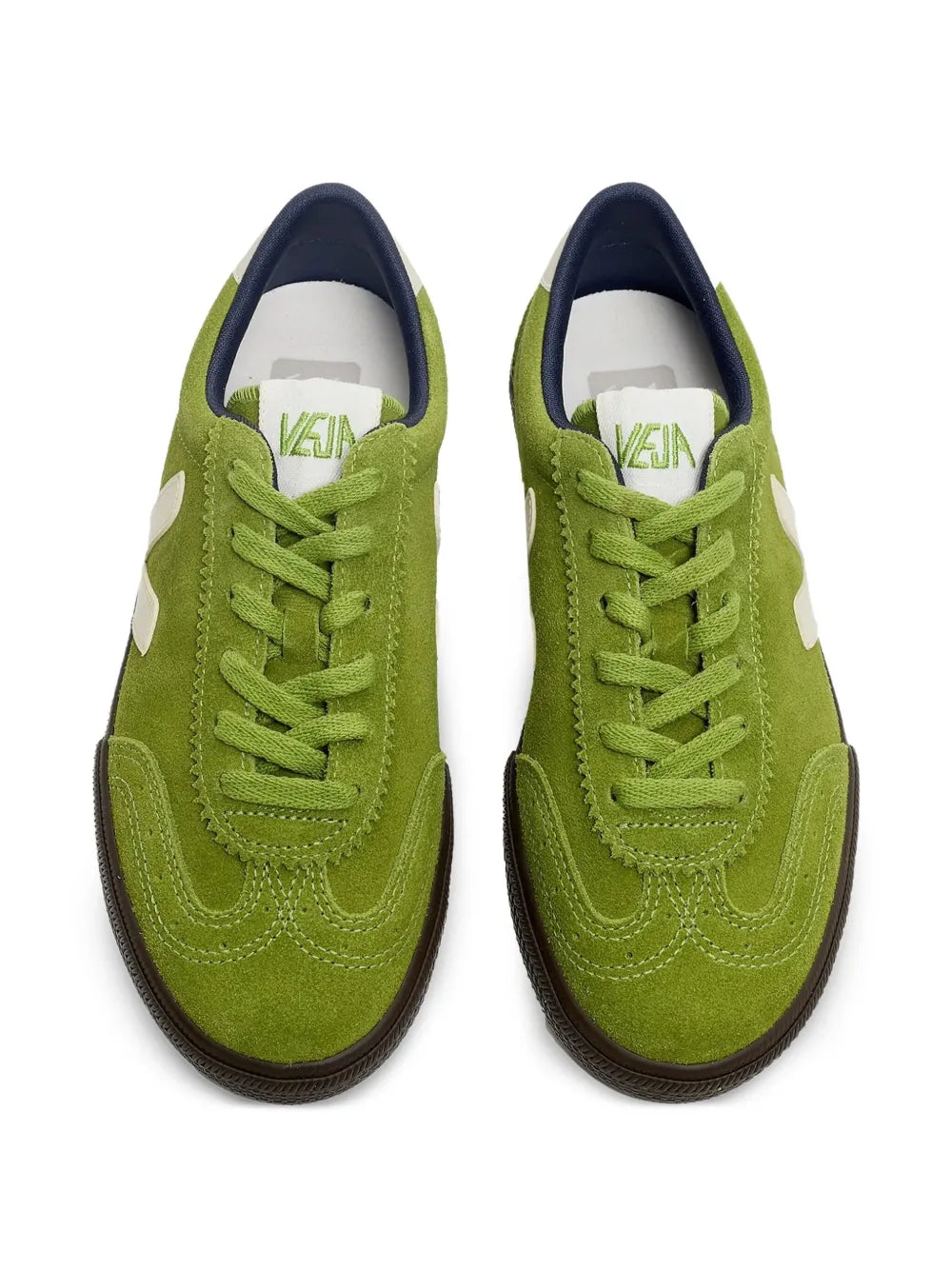 VEJA Volley Suede