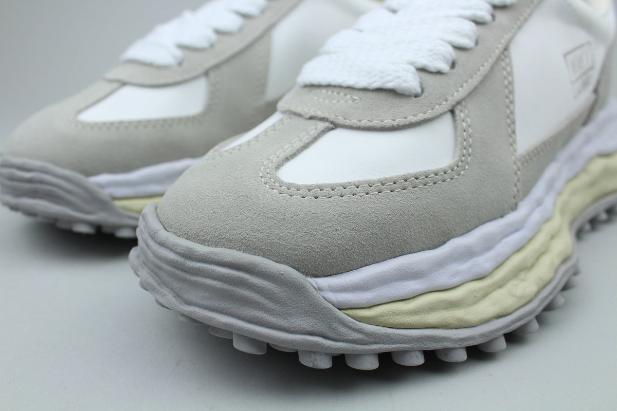 Maison Mihara Yasuhiro Larry OG Sole Low-cut Sneaker 'White'