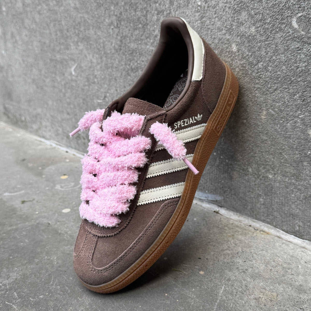 Fluffy Laces 'Pink'