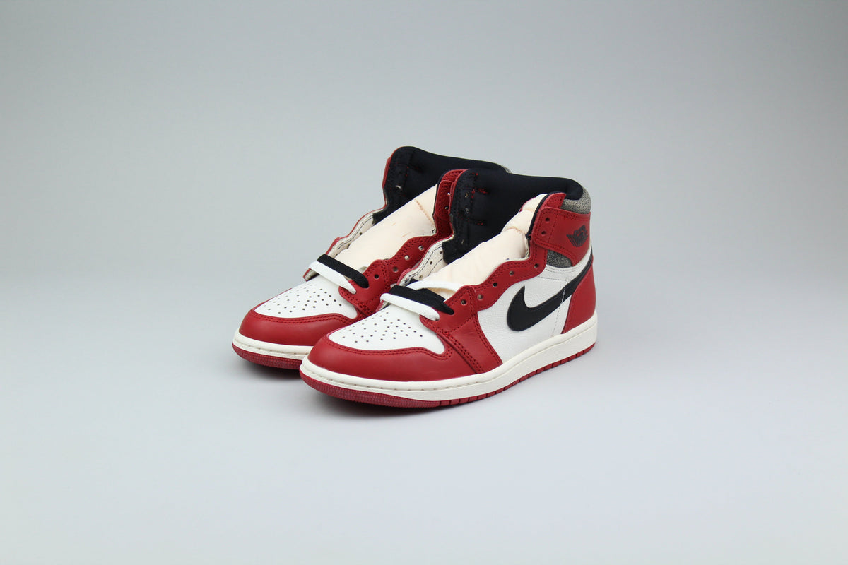 Jordan 1 Retro High OG 'Chicago Lost & Found'