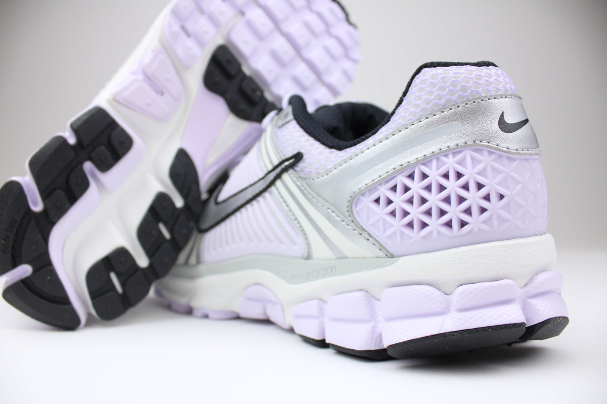 Nike Zoom Vomero 5 'Barely Grape'