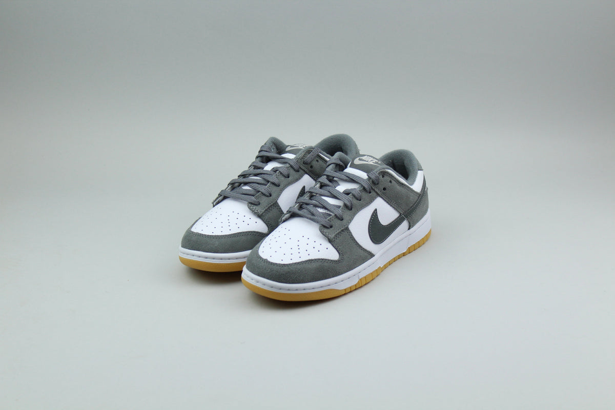 Nike Dunk Low 'Smoke Grey'