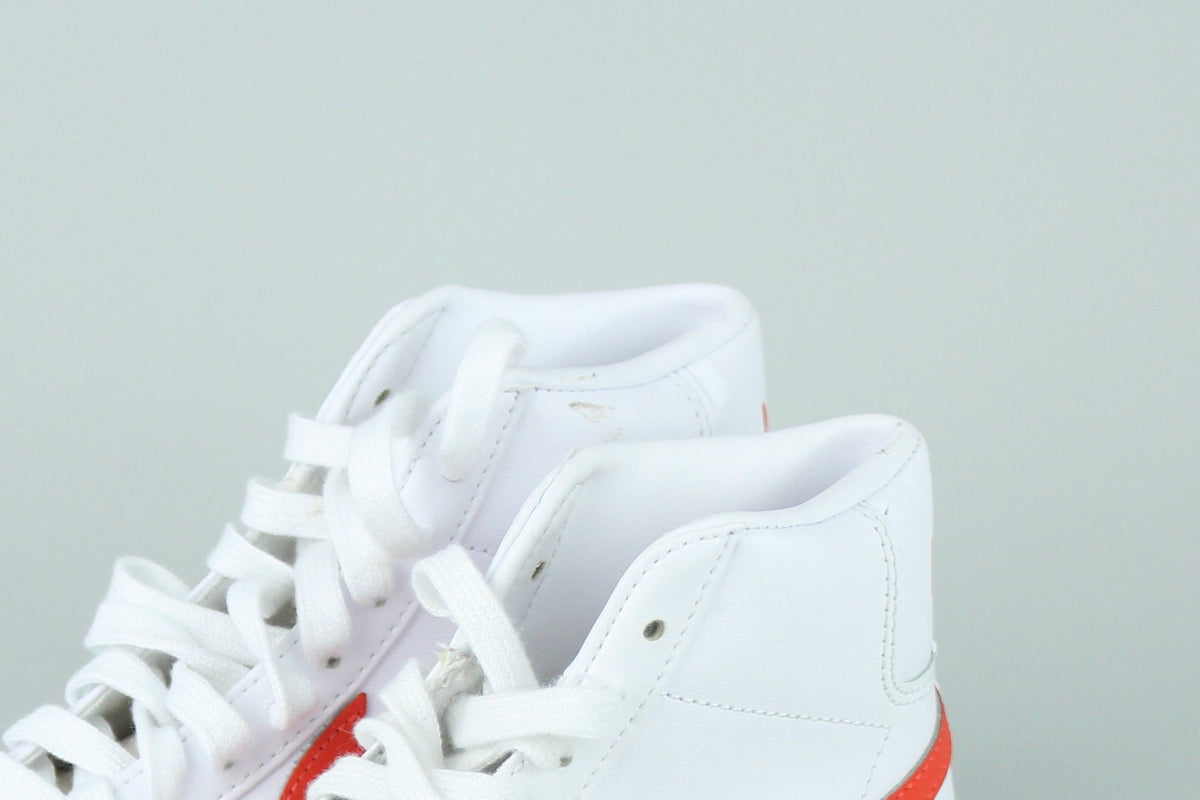 Nike Blazer Mid 77 Vintage 'Habanero Red' (Women's) - Size 37.5 (ARCHIVE)