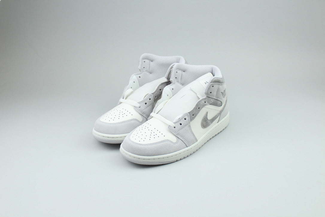 Air Jordan 1 Mid SE 'Neutral Grey'