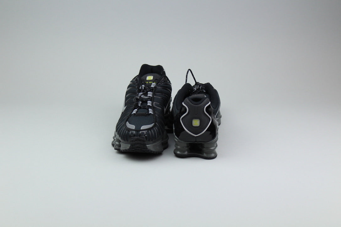 Nike Shox TL 'Black/Grey' - Size 39 (ARCHIVE)