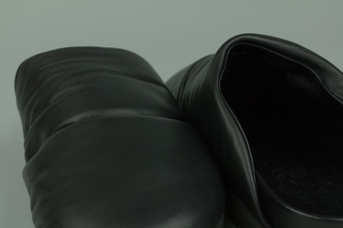 1 Moncler x JW Anderson Nimbus Mules 'Black' - Size 39 (ARCHIVE)