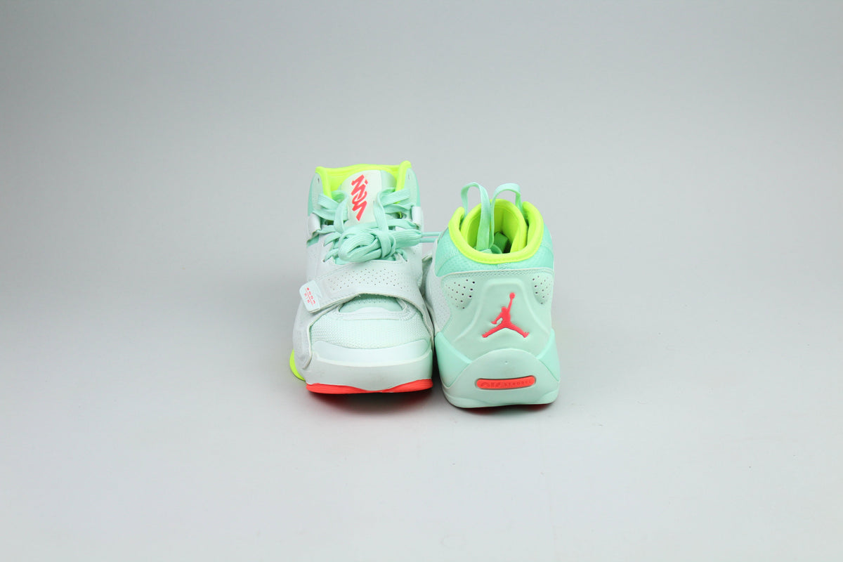 Jordan Zion 2 Barely Green - Size 38.5 (ARCHIVE)