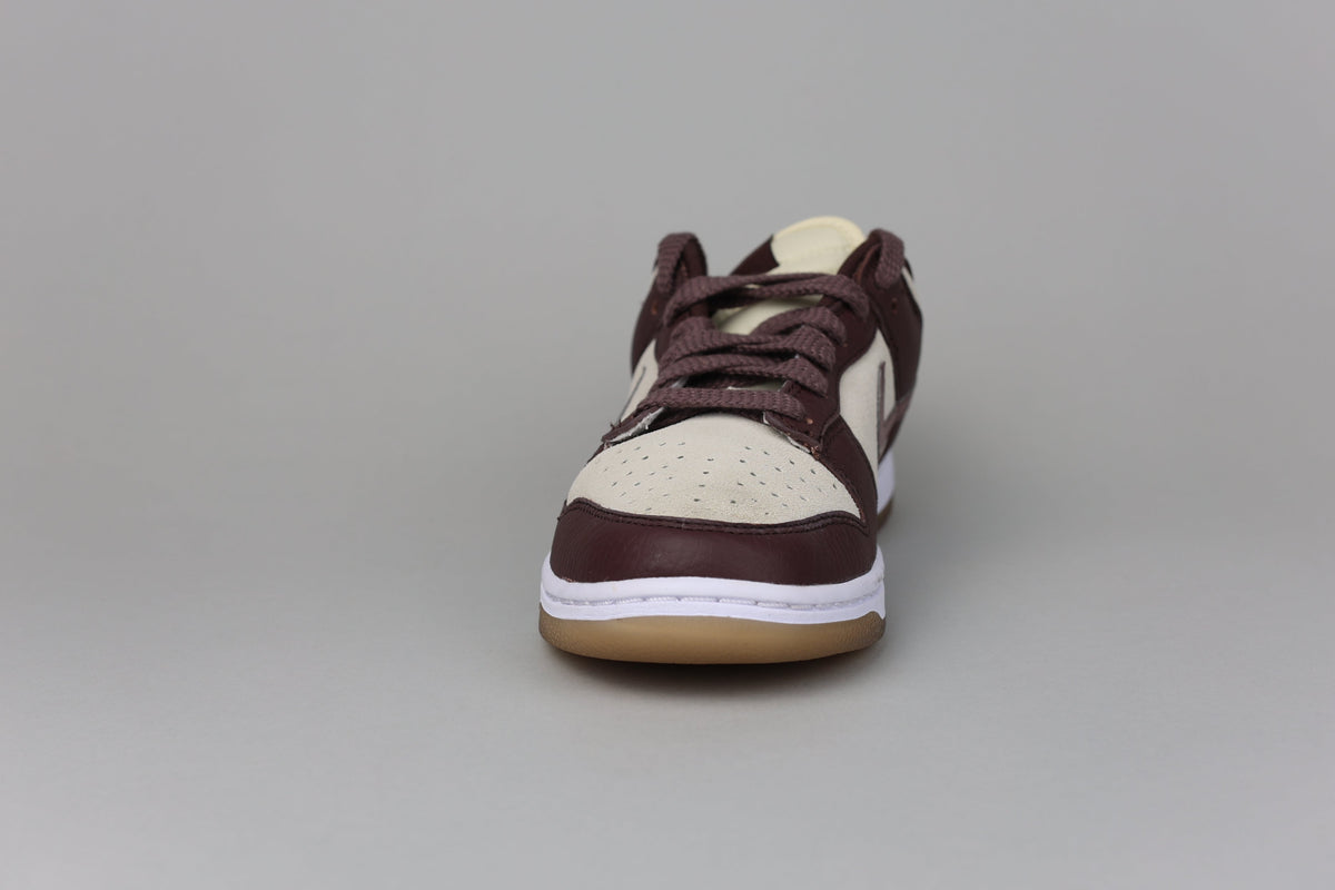 Nike Dunk Low Plum Eclipse (Womens) - size 38 (ARCHIVE)