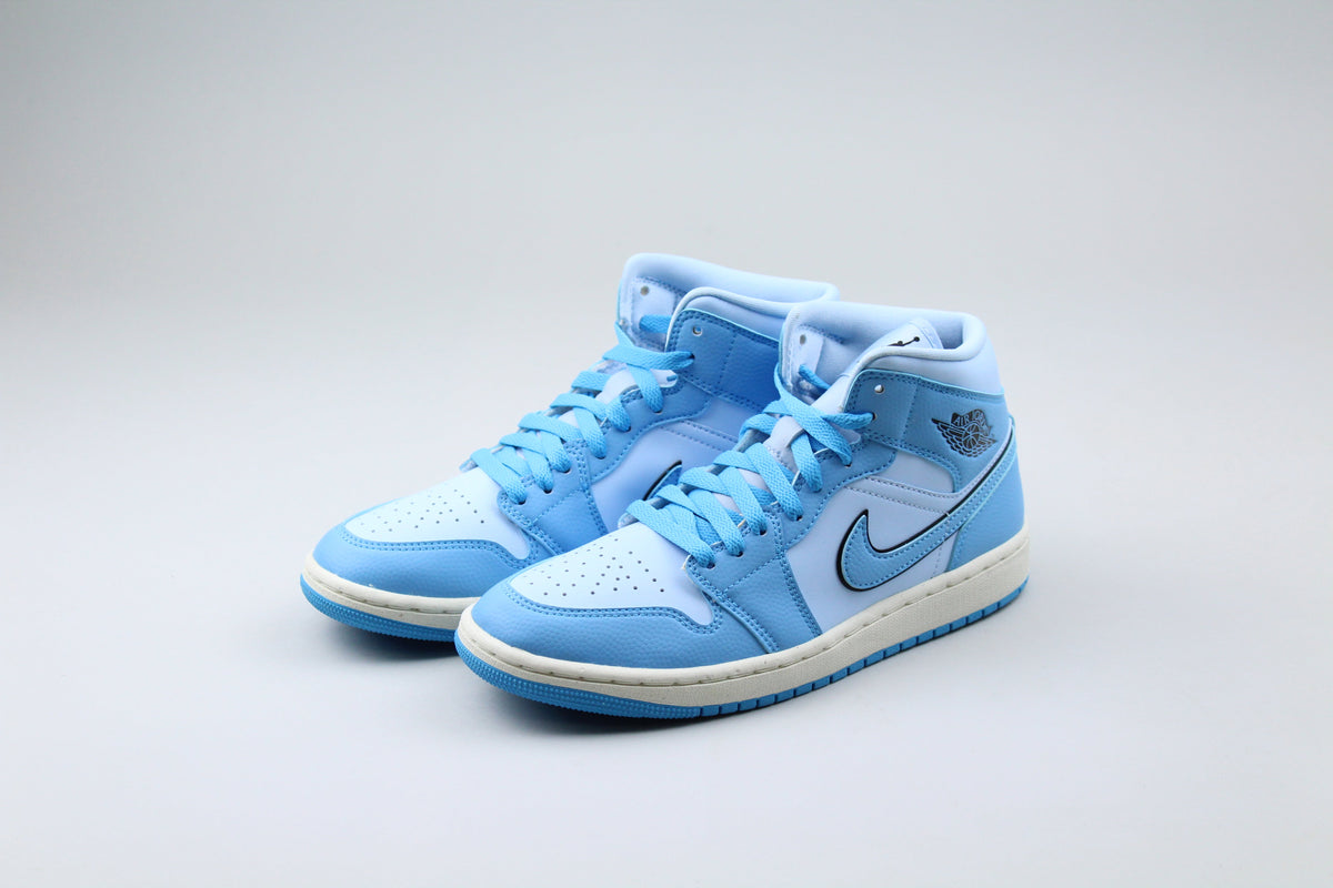 Jordan 1 Mid SE 'Ice Blue'