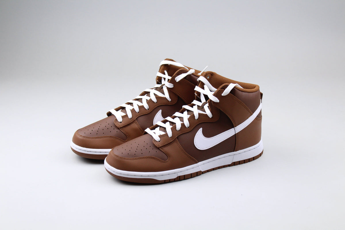 Nike Dunk High 'Chocolate'