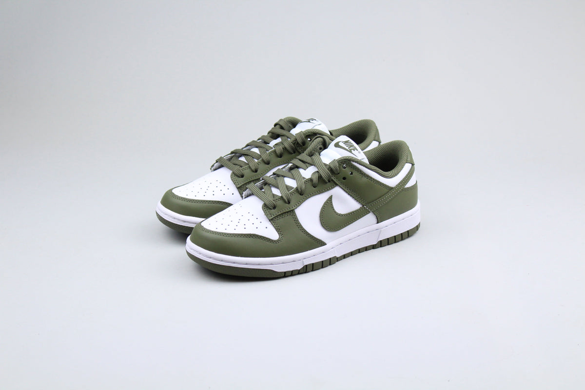 Nike Dunk Low 'Medium Olive'
