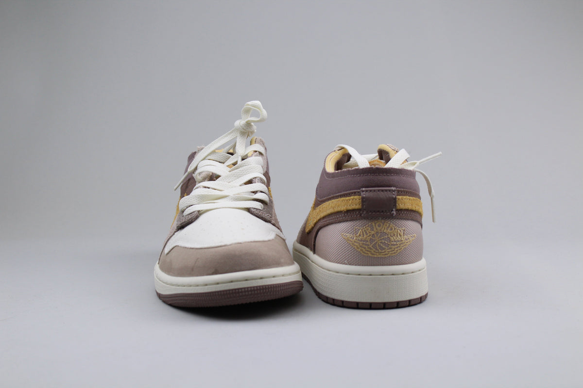 Jordan 1 Low SE Craft Taupe Haze - size 44 (ARCHIVE)