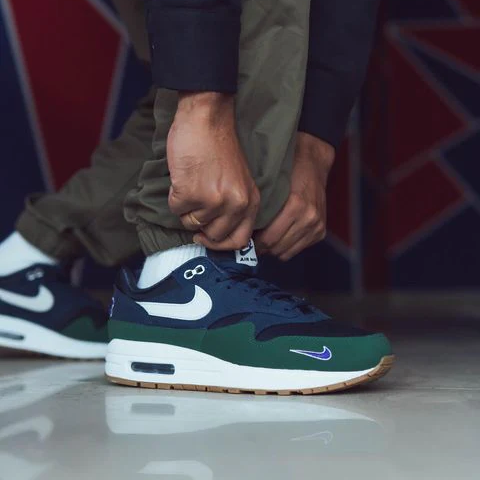 Nike Air Max 1 'Gorge Green' (W)