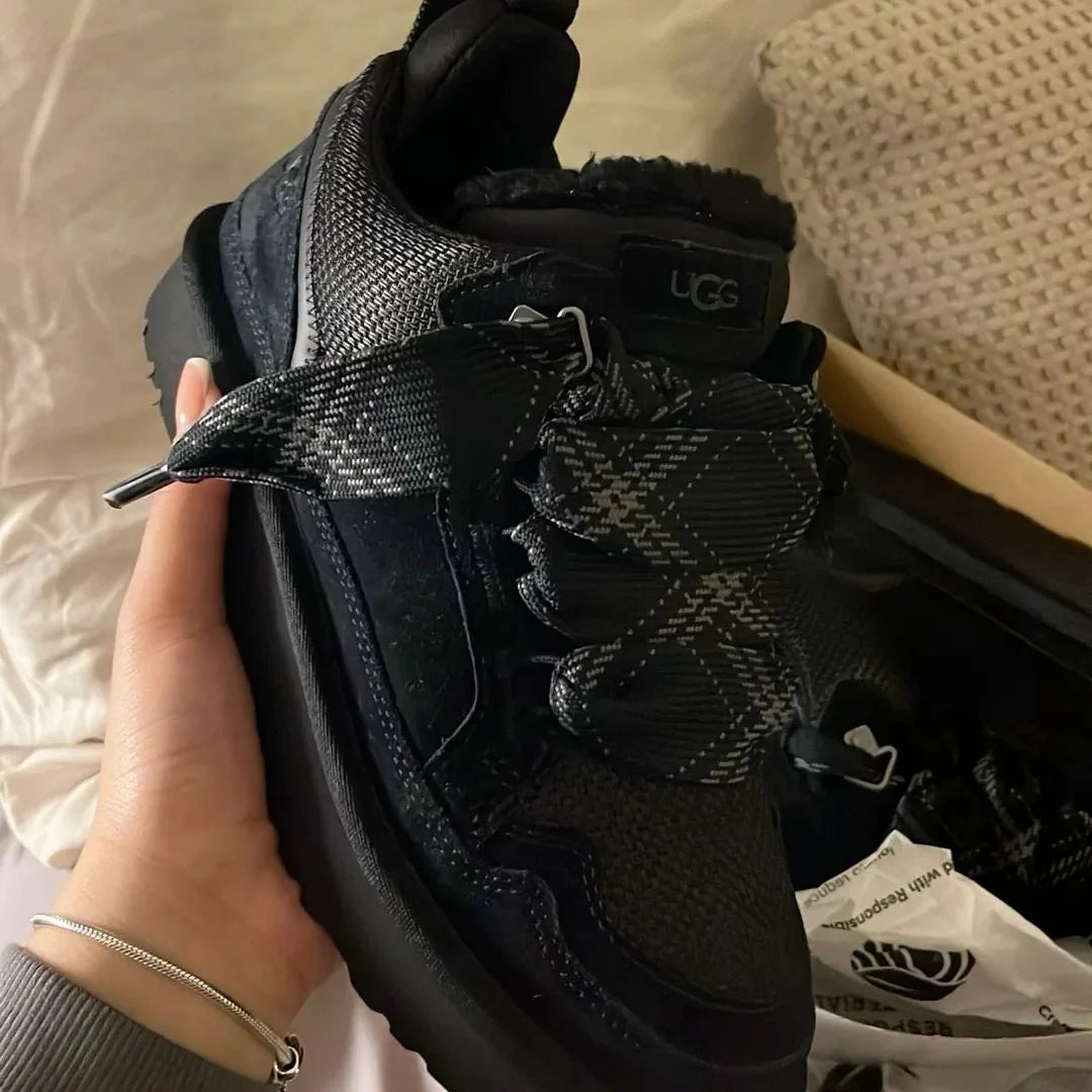 UGG Lowmel 'Black' (W)