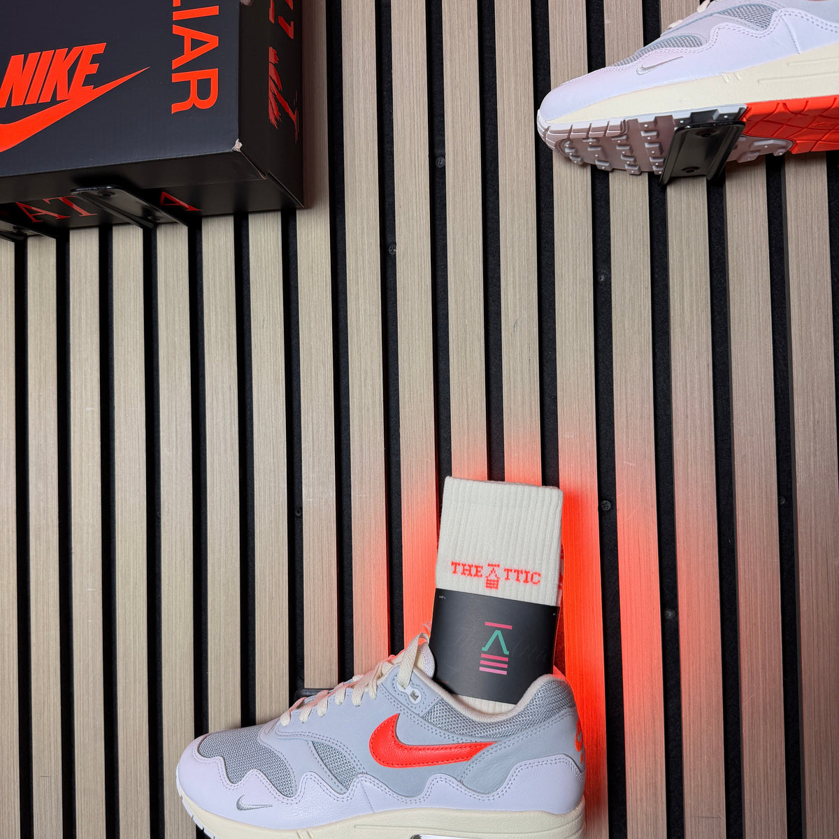 The Attic Essential Socks 'Bright Orange/Cream'