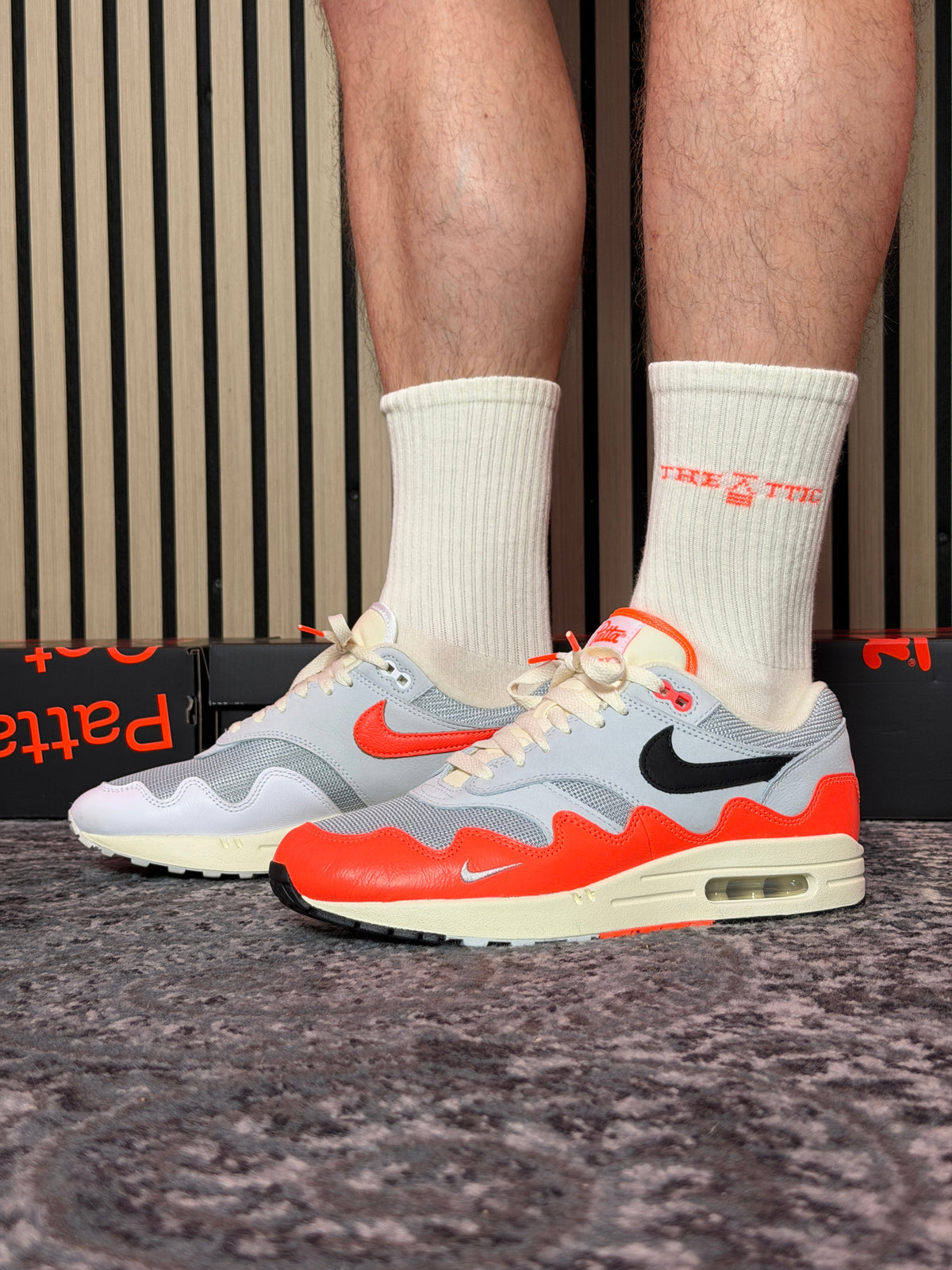 Nike Air Max 1 Patta Waves 'White Hyper Crimson'