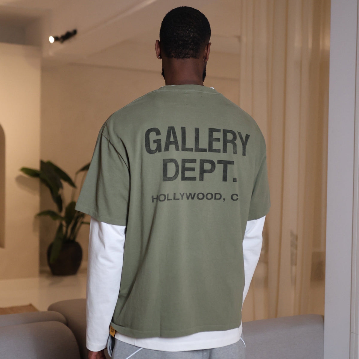 Gallery Dept. Souvenir Tee 'Olive'