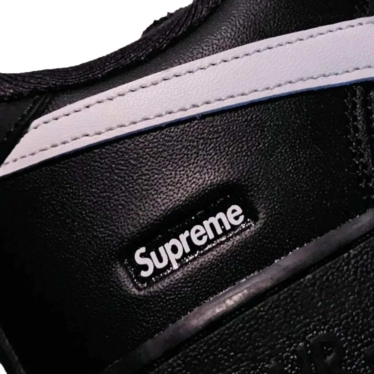 Nike x Supreme Air Force 1 Low 'Black White'