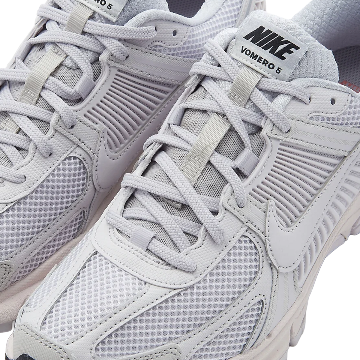 Nike Zoom Vomero 5 'Vast Grey'