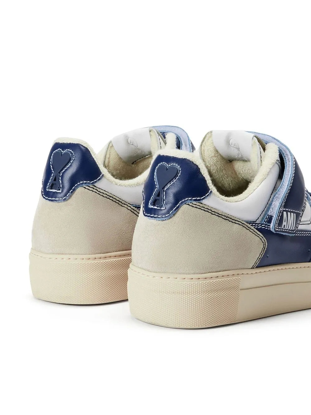 Ami Paris Ami De Coeur Low-Top Sneakers