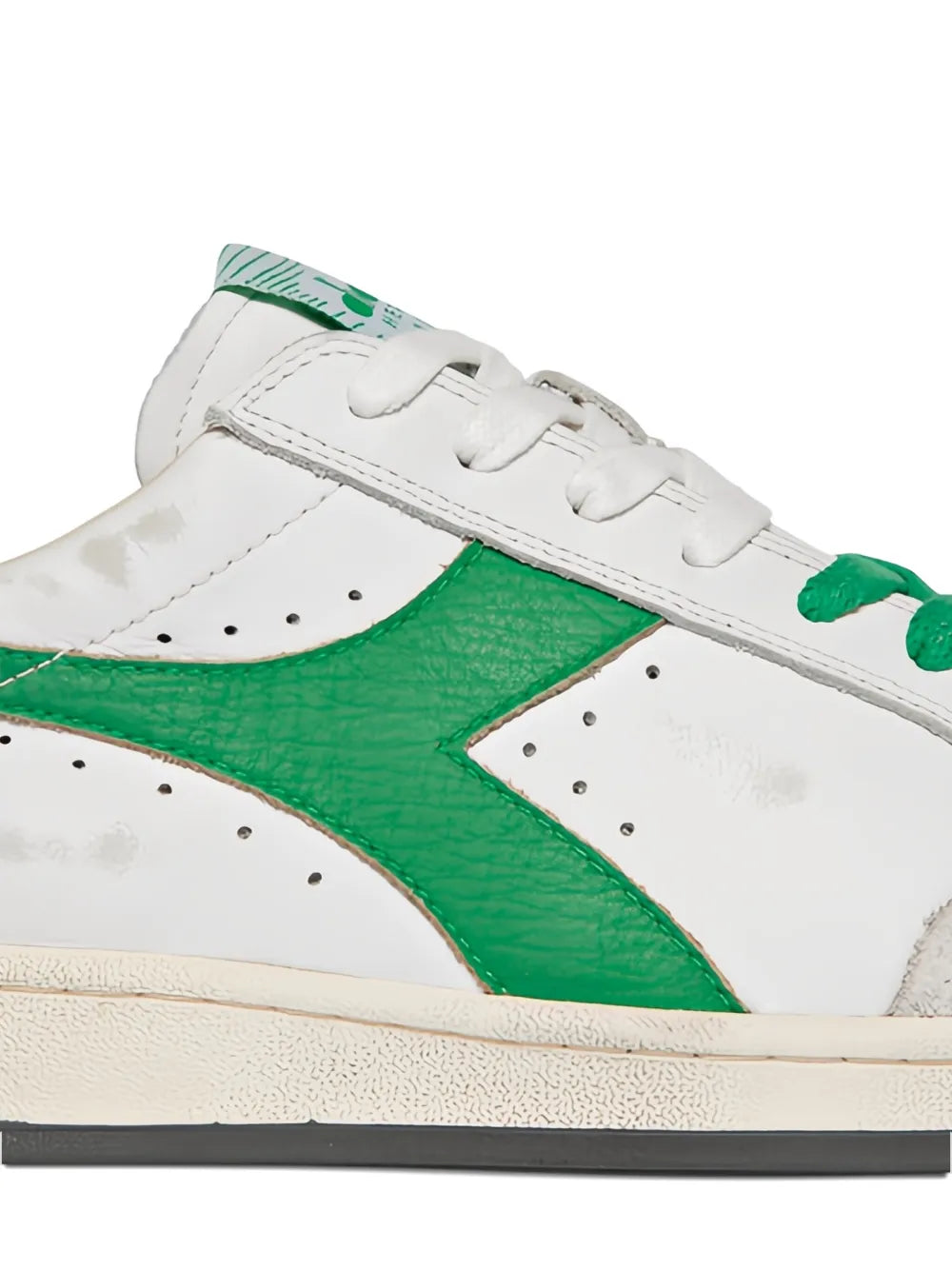 Diadora Prestige Used Sneakers