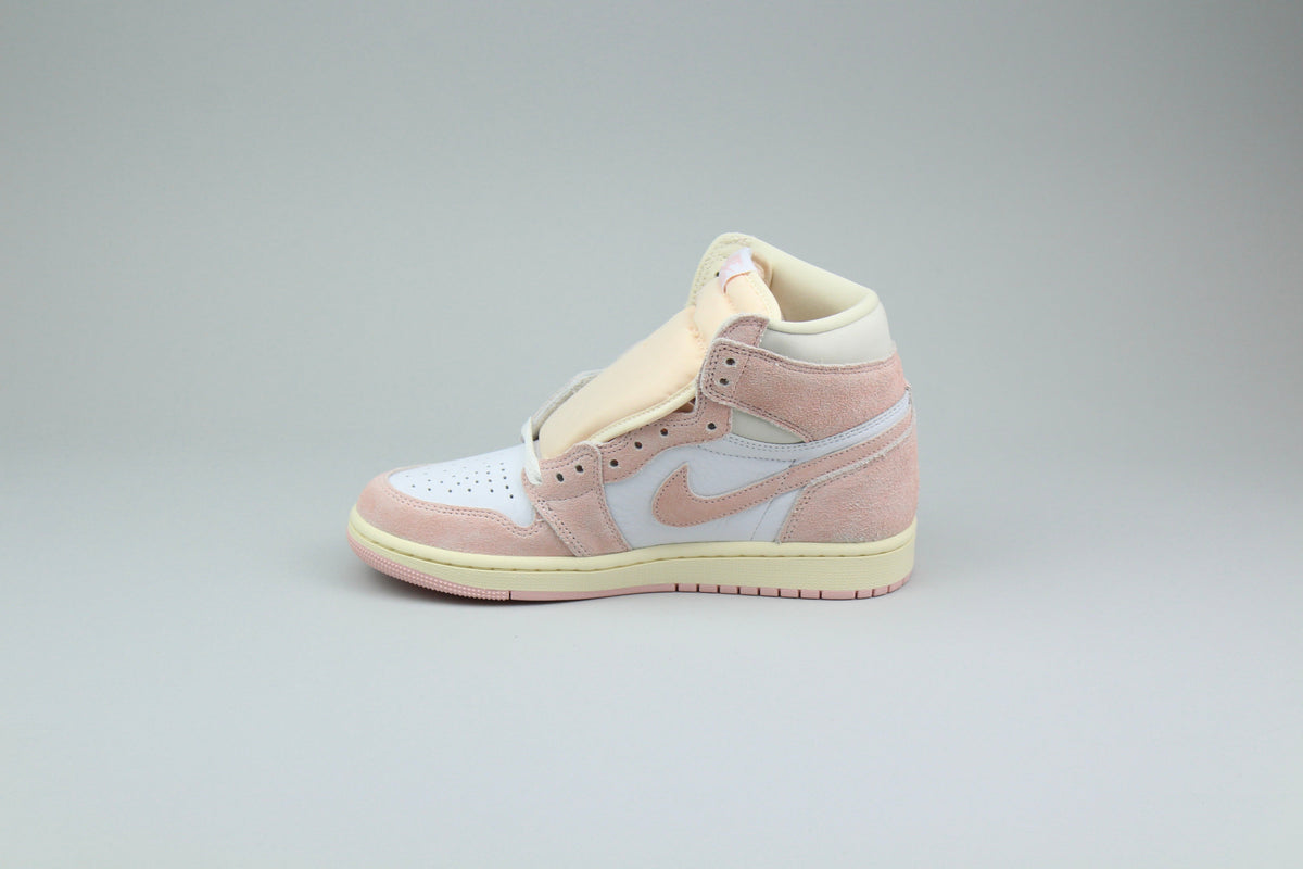 Jordan 1 Retro High OG 'Washed Pink' (Women's)