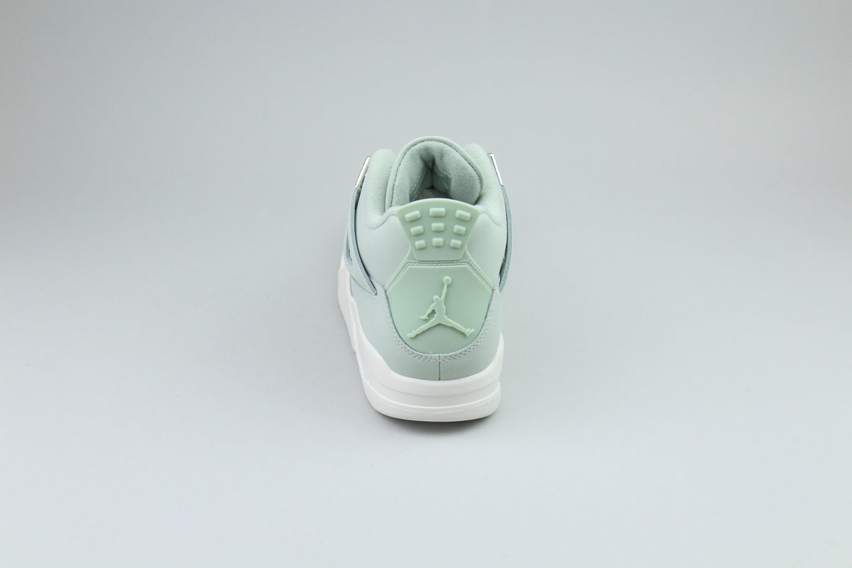 Air Jordan 4 Retro 'Seafoam Sail'