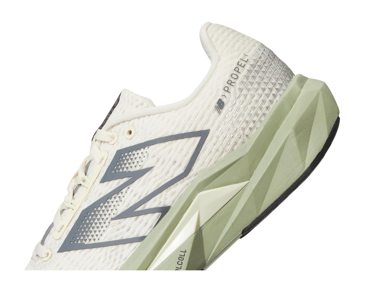 Men's New Balance FuelCell Propel v5 Permafrost/Garter Snake/Black