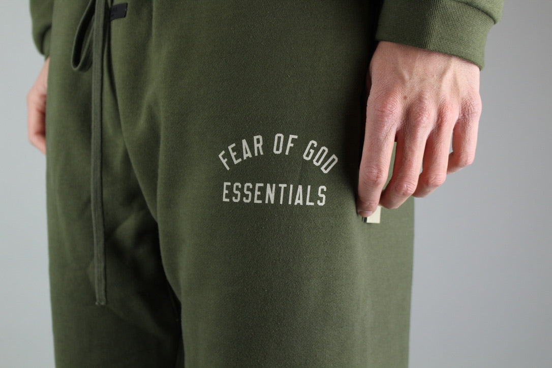 Fear of God Essentials Fleece Sweatpants 'Military'