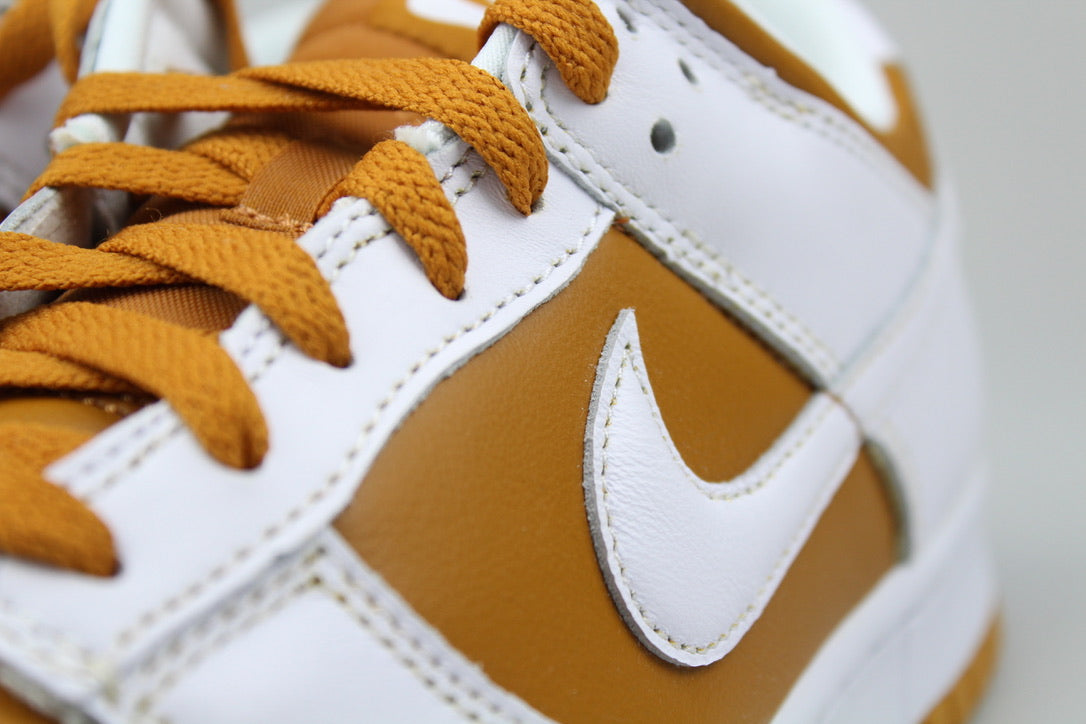 Nike Dunk Low 'Dark Curry' - Size 40.5 (ARCHIVE)