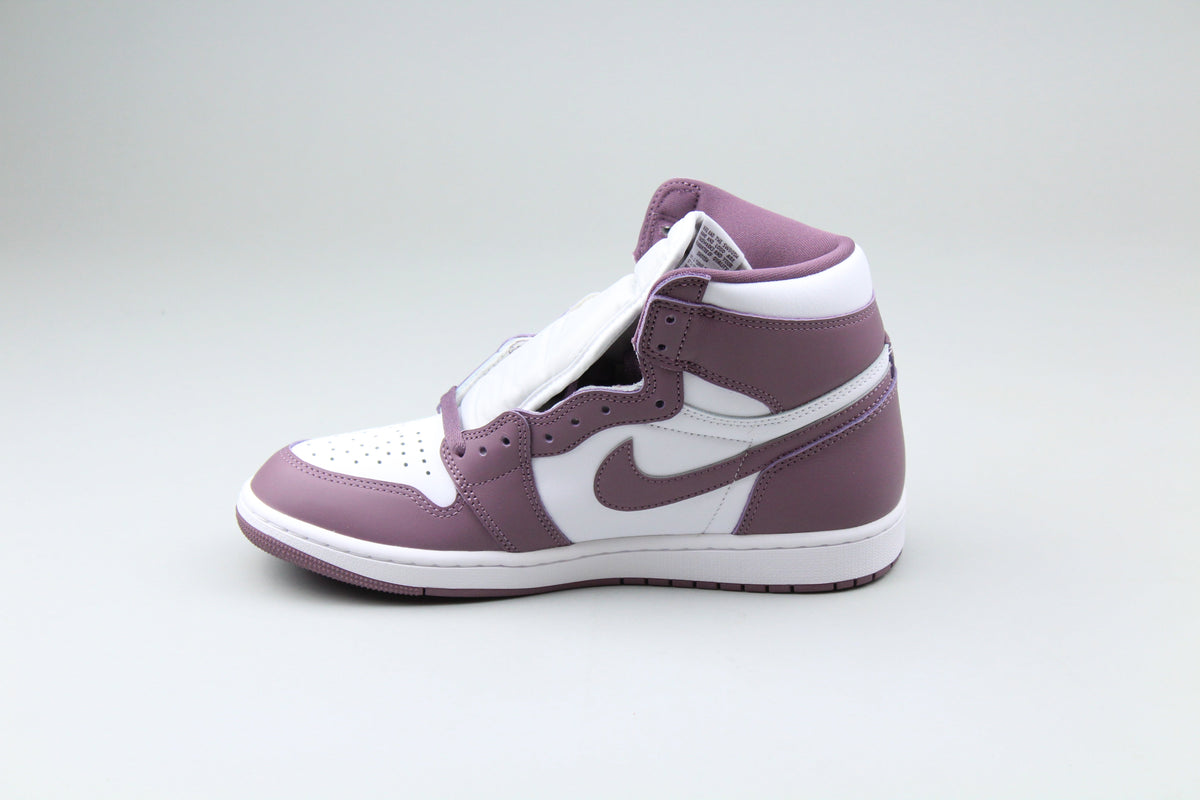 Air Jordan 1 Retro High OG 'Mauve'