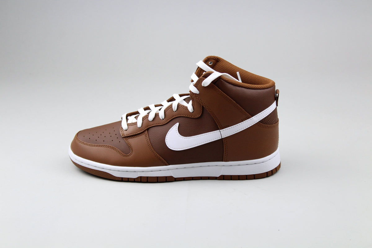 Nike Dunk High 'Chocolate'