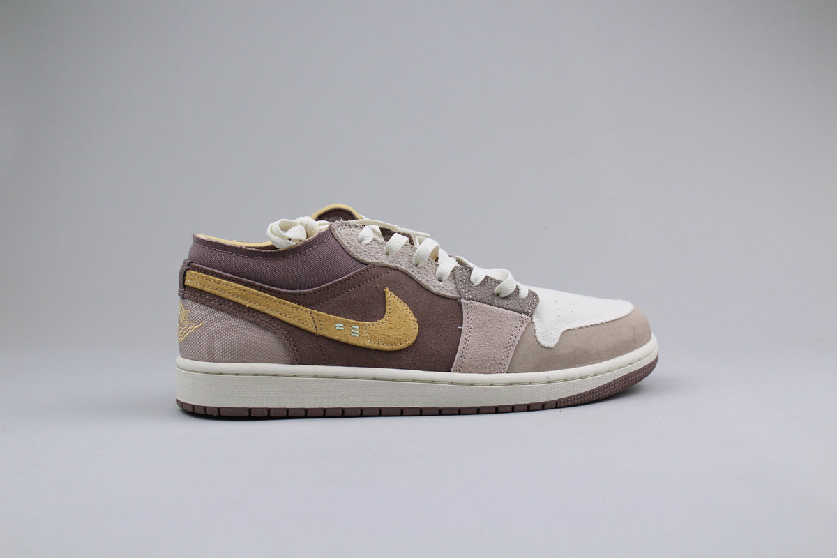 Jordan 1 Low SE Craft Taupe Haze - size 44 (ARCHIVE)