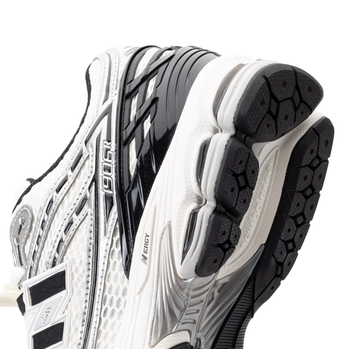New Balance 1906R 'Silver Metallic'
