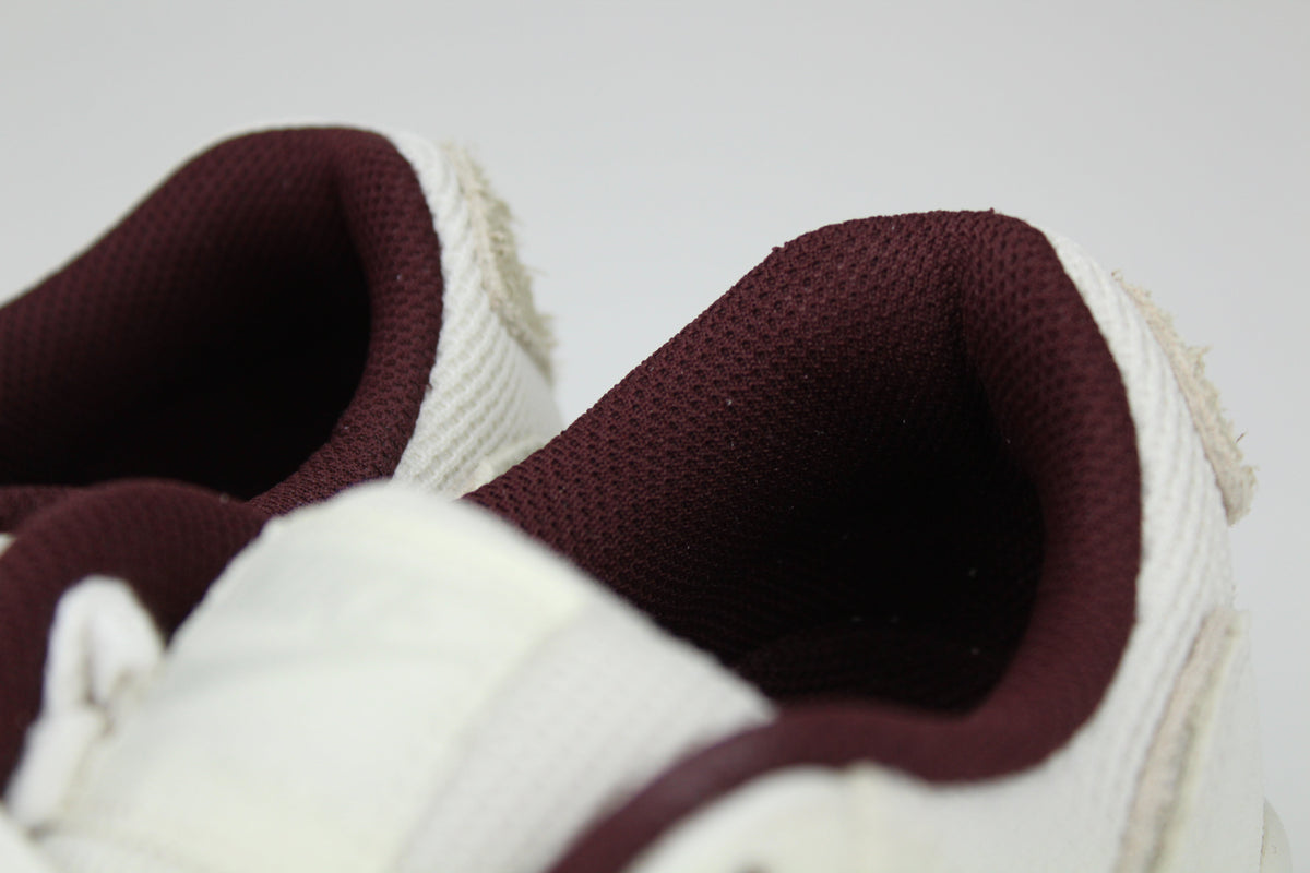 Nike Air Max 90 'Phantom & Burgundy Crush'