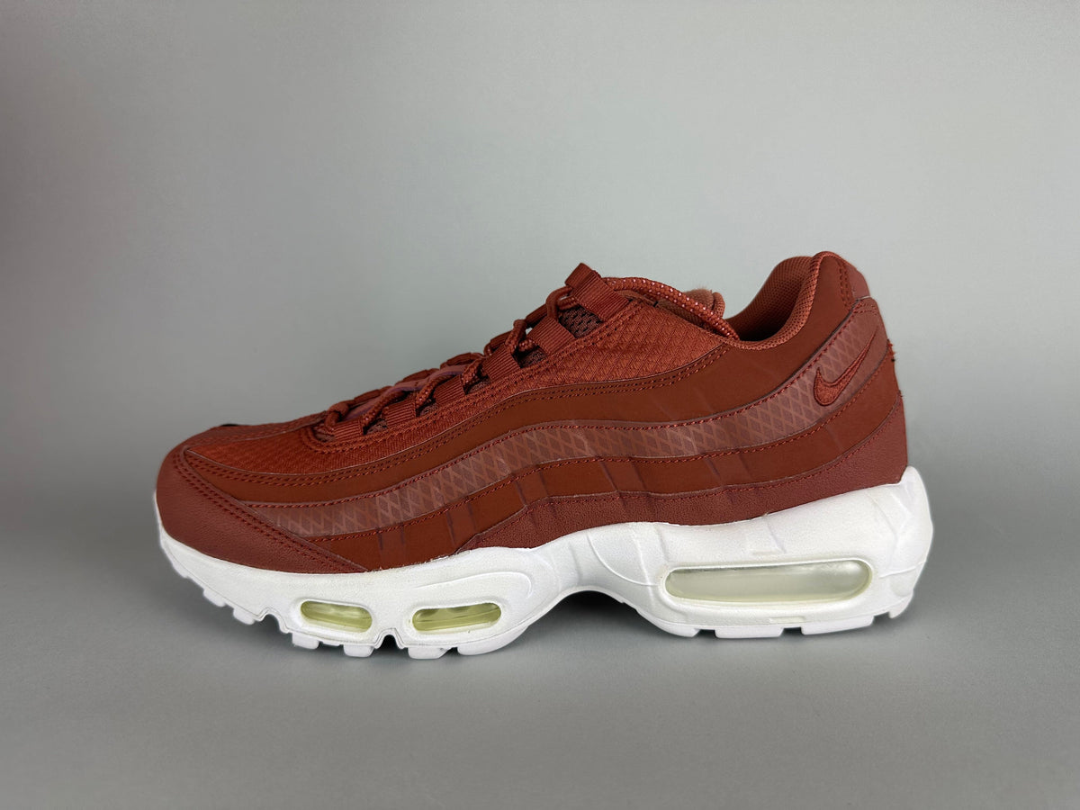 Nike Air Max 95 Premium SE 'Dusty Peach' - Size 41 (ARCHIVE)