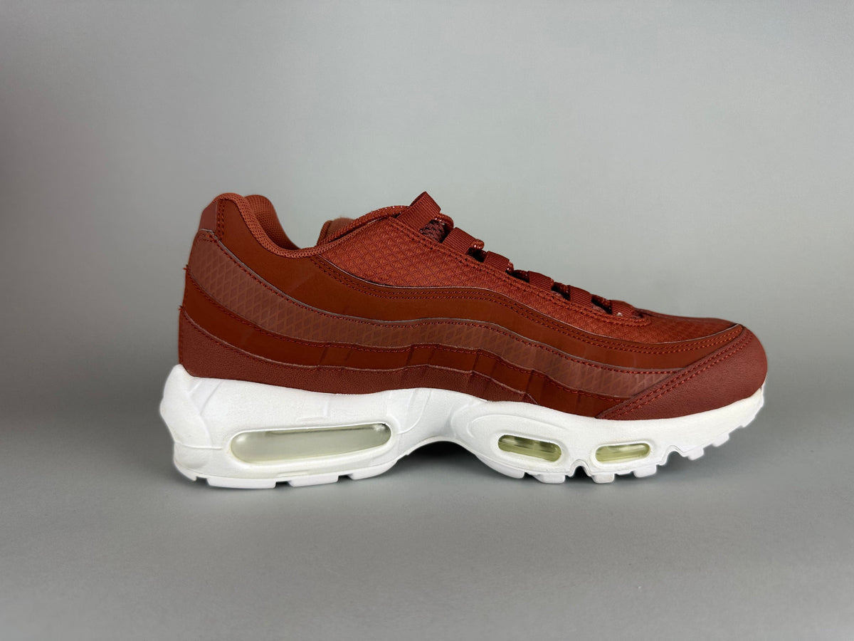Nike Air Max 95 Premium SE 'Dusty Peach' - Size 41 (ARCHIVE)