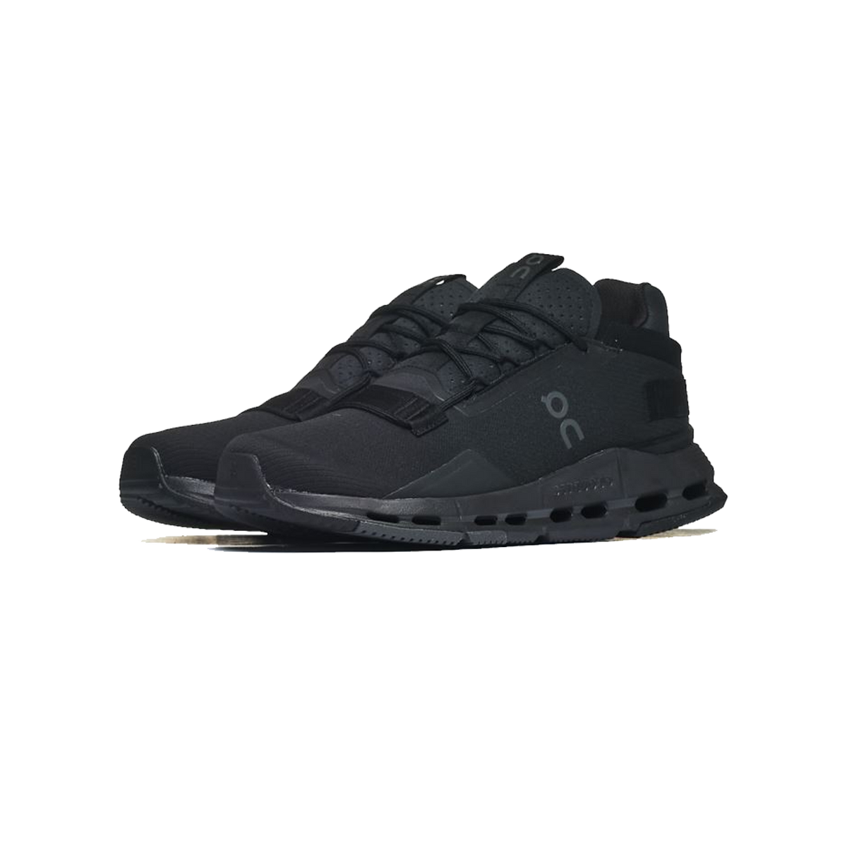 On Running Cloudnova 2 'Black' (W)